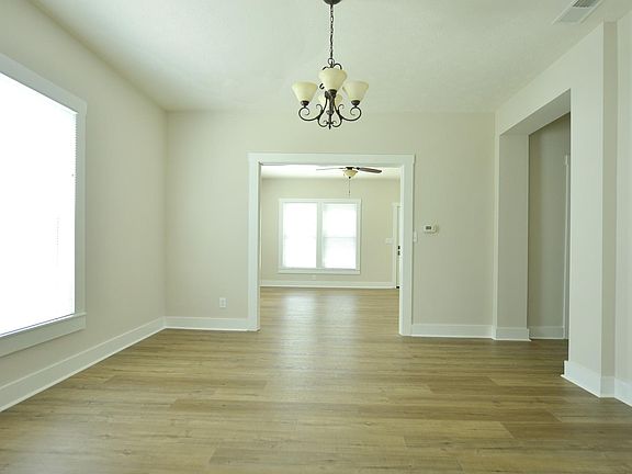 4th image of 109 Elizabeth St