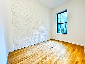 Rented by Metropolitan Property Group