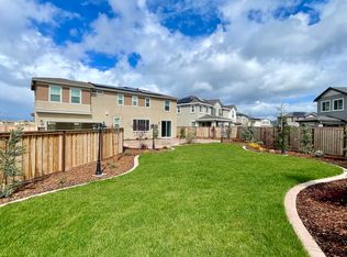 548 Cogburn Cir, Vacaville, CA