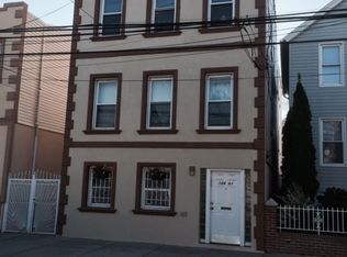 10444 48th Ave, Corona, NY 11368
