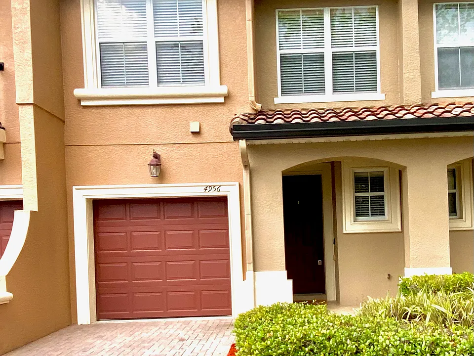 4956 Luge Ln #1