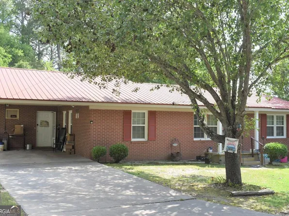 204 W 5th St, Vidalia, GA 30474