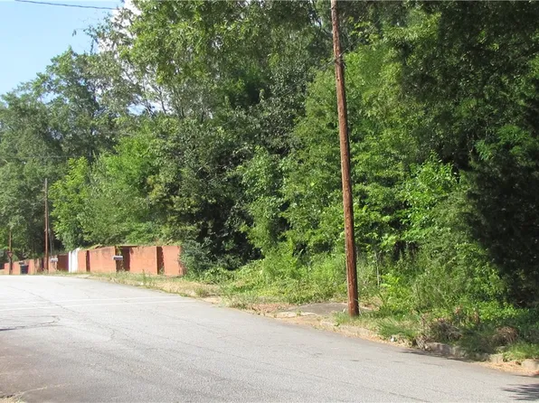 1517 S Murray Avenue Ext, Anderson, SC 29624