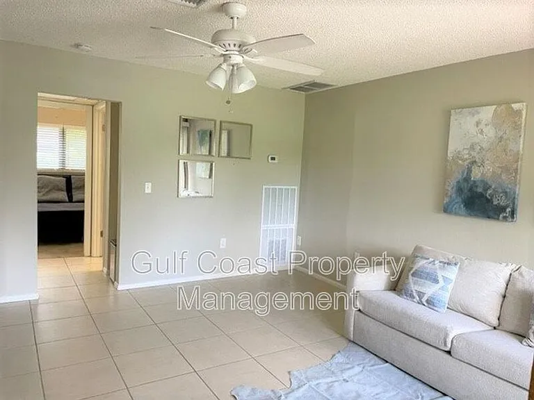 3551 Longmeadow — Photo 4