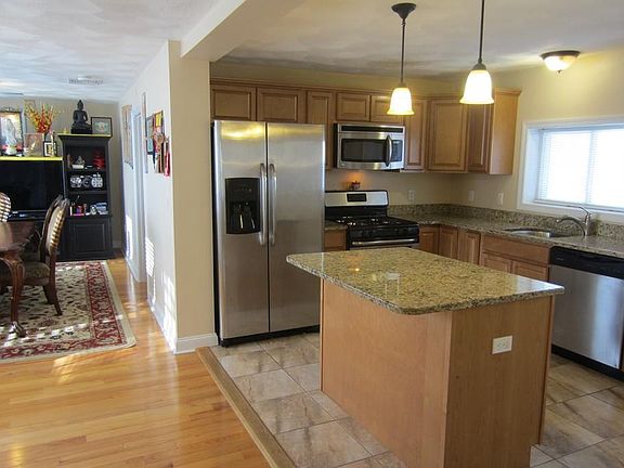 5th image of 46 Asti Ave