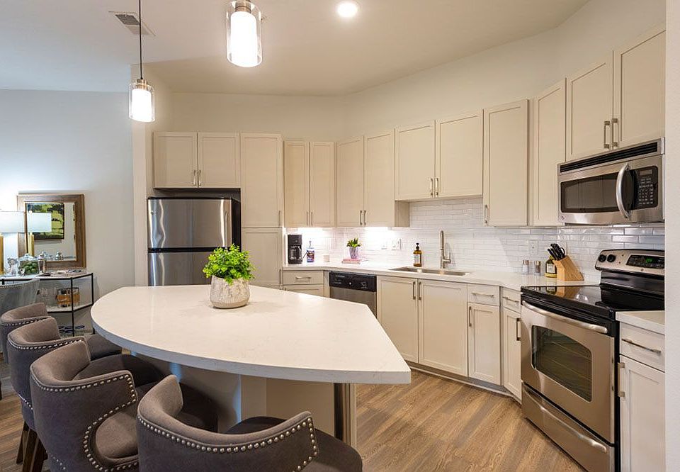 Pearl Midlane River Oaks Apartment Rentals - Houston, TX | Zillow