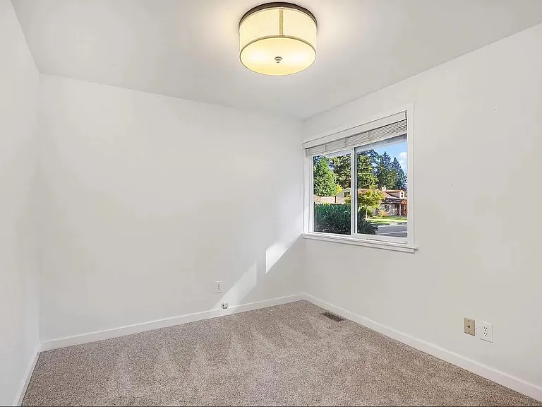 14417 119th Pl NE — Photo 7