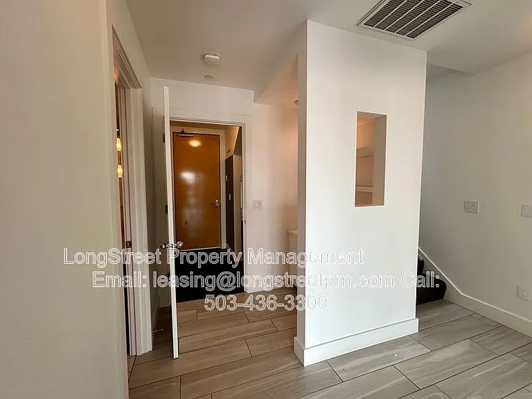 300 NW 8th Ave #902 — Photo 34