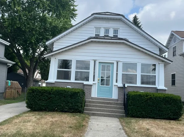 1031 Veto St NW, Grand Rapids, MI 49504