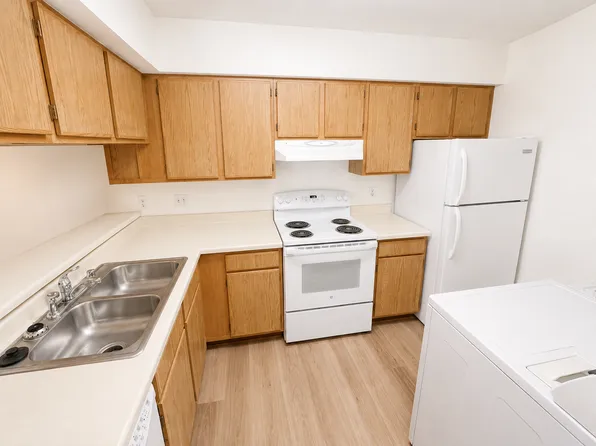 601 E Oak St, Cottage Grove, WI