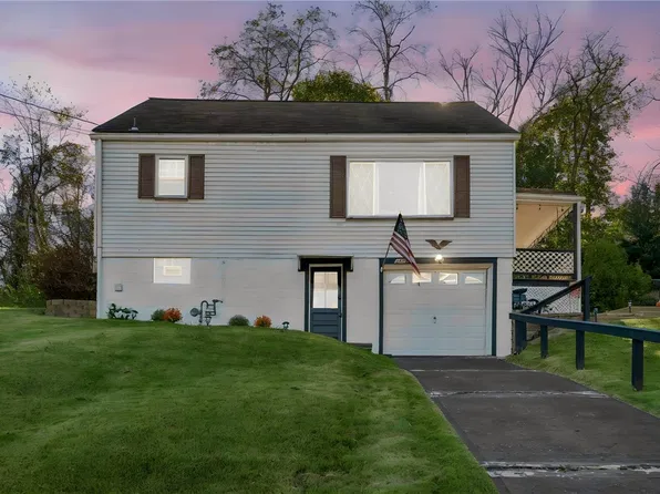 3126 Ridgeway Dr, South Park, PA 15129