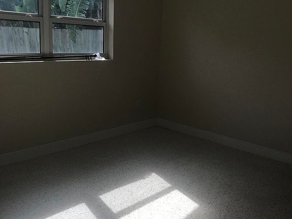 5th image of 103 Mayaca Dr