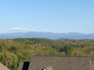 443 Laurel Ridge Ln, Knoxville, TN 37922