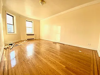 Rented by Safdie Realty Group