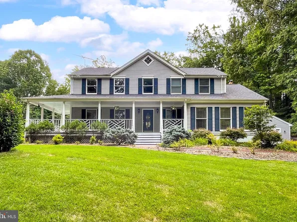 12139 Wolf Valley Dr, Clifton, VA 20124