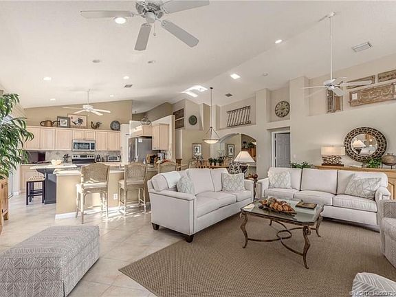 5th image of 1634 SE Shelburnie Way