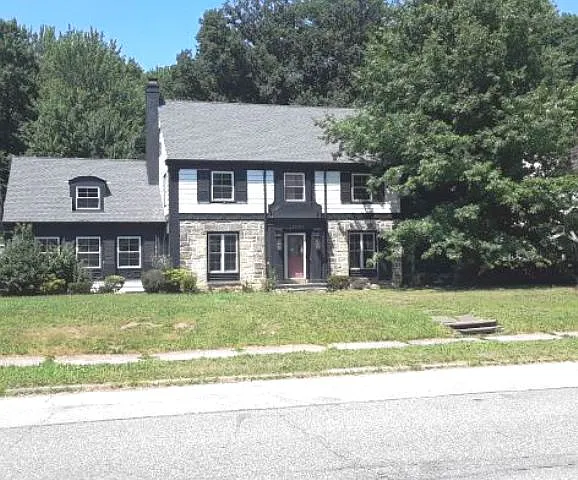 16025 Glynn Rd photo 1
