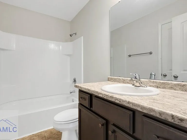 64 Brandonwood Rd NE — Photo 23