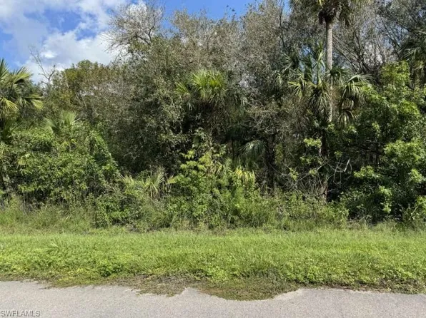 36XX 38th Ave SE, NAPLES, FL 34117