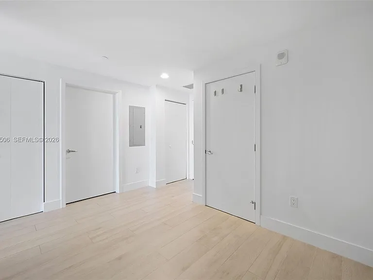 16385 Biscayne Blvd #3020 — Photo 13