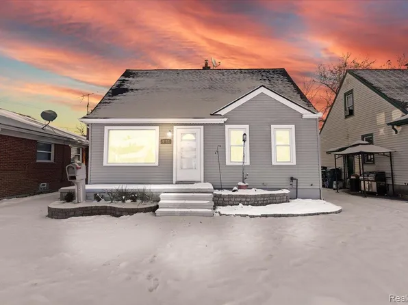 4123 Lafayette Blvd, Lincoln Park, MI 48146