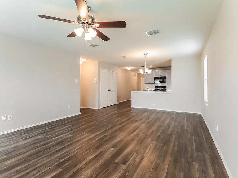 5537 Berea St — Photo 5