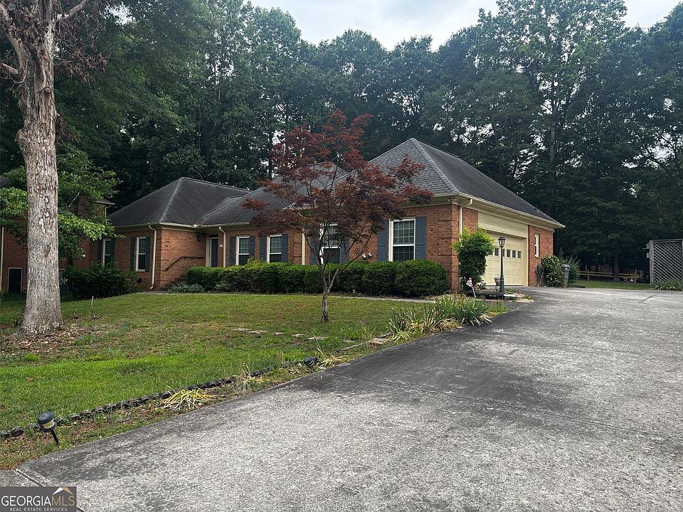 1st image of 341 Chesterfield Rd