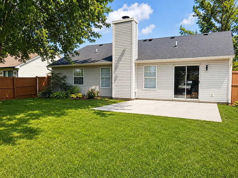 27 Lake Dr S — Photo 11