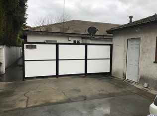 2217 Scott Rd, Burbank, CA 91504