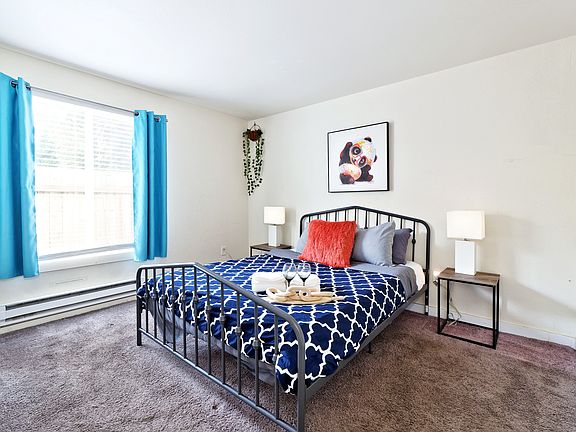 5th image of 3024 NE 145th St APT 4