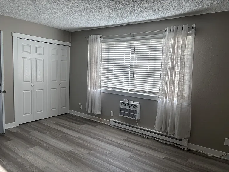 103 Grant St S #1 — Photo 4