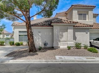 9244 Pitching Wedge Dr, Las Vegas, NV 89134