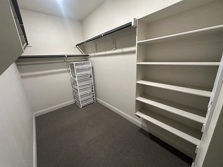 3710 Prague Mews — Photo 25