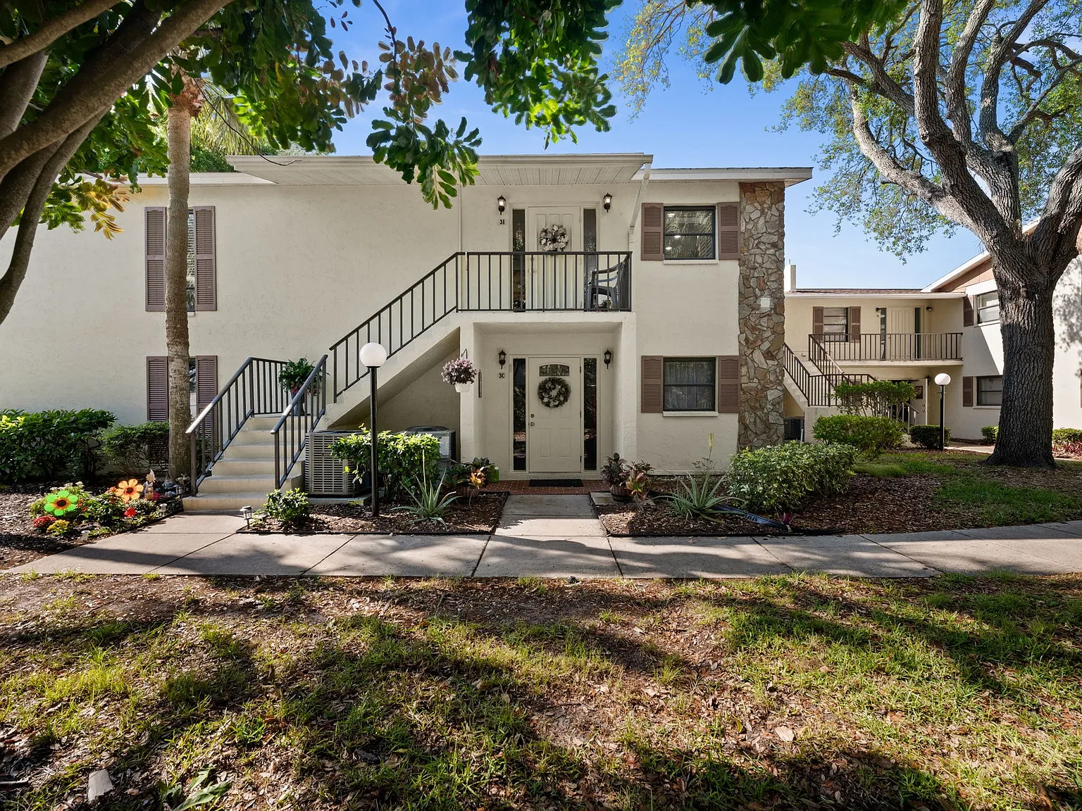 2 bed, 1471 sqft, $1,750 — Photo 2
