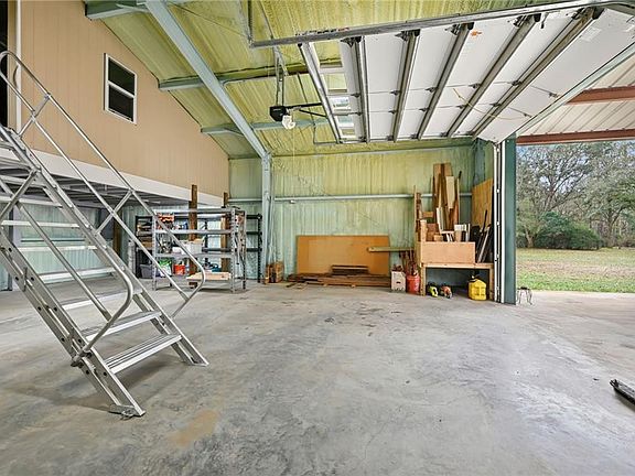 4th image of 80022 Watts Thomas Rd