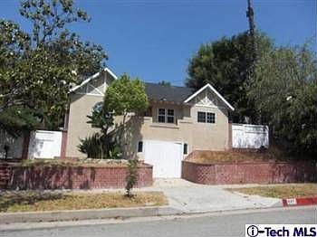 1st image of 627 Glenmore Blvd