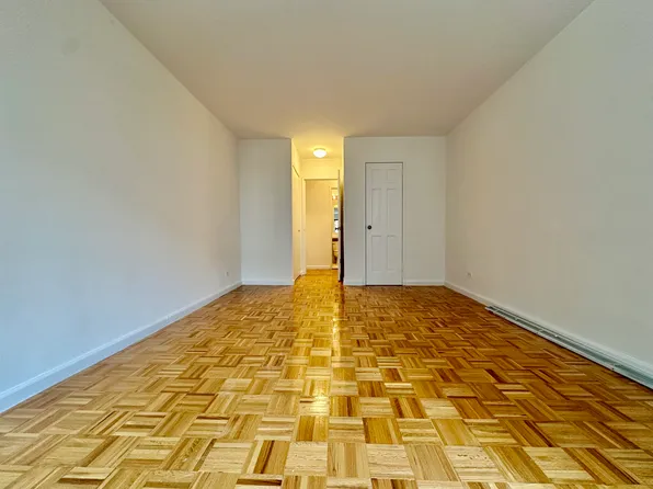 501 East 87th Street image 6 of 17