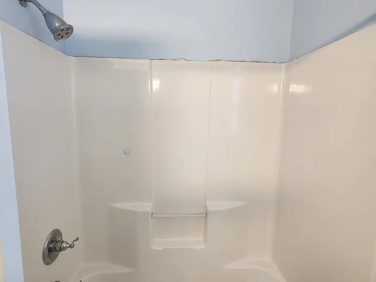 1743 Moses Ave — Photo 12