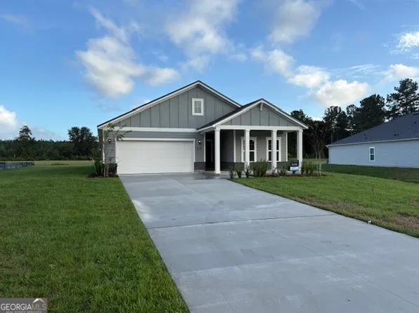 221 Park View Ln, Kingsland, GA 31548
