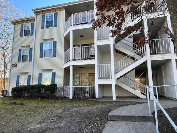 58 Iroquois Dr #4, Galloway, NJ 08205