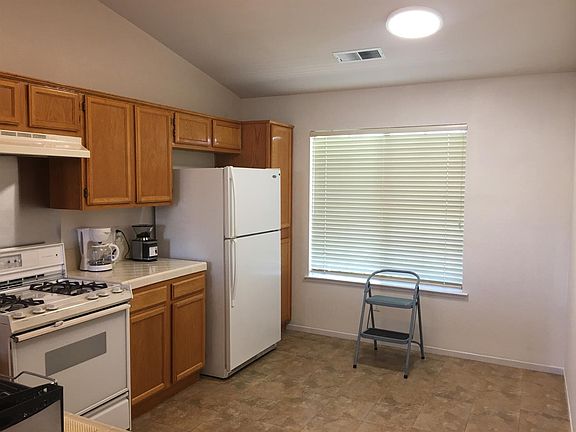 4th image of 4334 E Feemster Ave