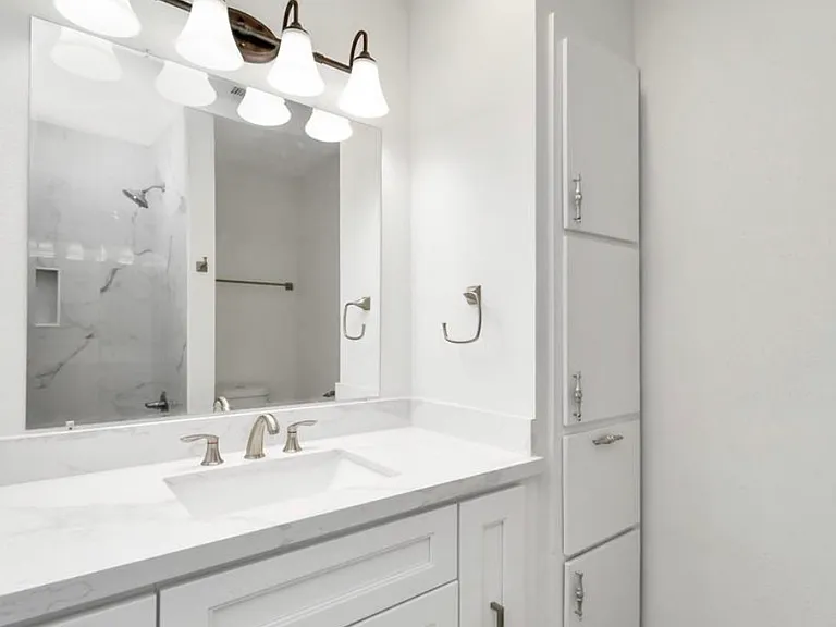 7849 Leonora St — Photo 11