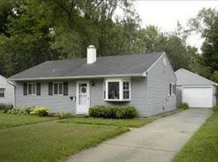 719 Denway Dr, Kalamazoo, MI 49008