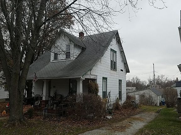 2nd image of 310 Park St