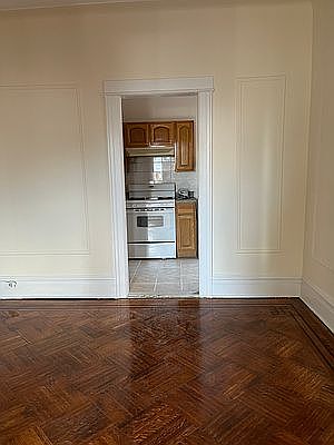 3rd image of 109 Sterling St #29