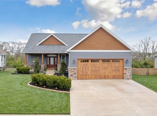 322 Jacob Ln, London, OH 43140