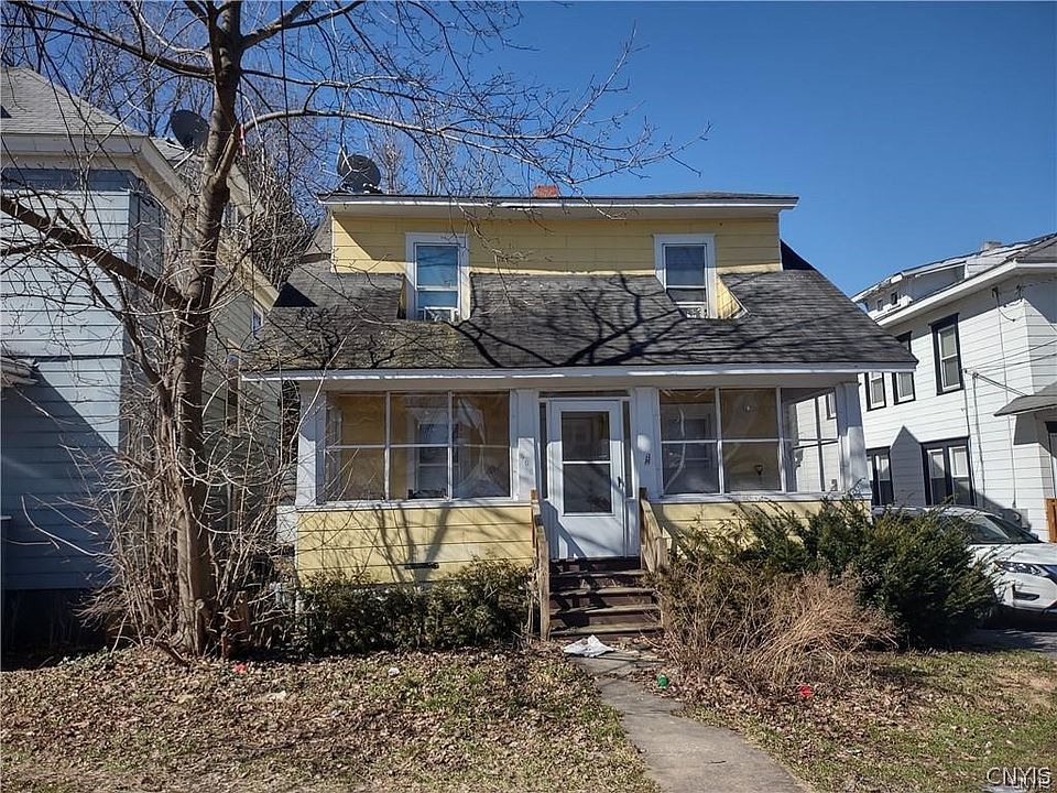 1st image of 808 Valley Dr