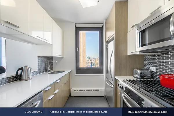 Rented by The Blueground | media 41