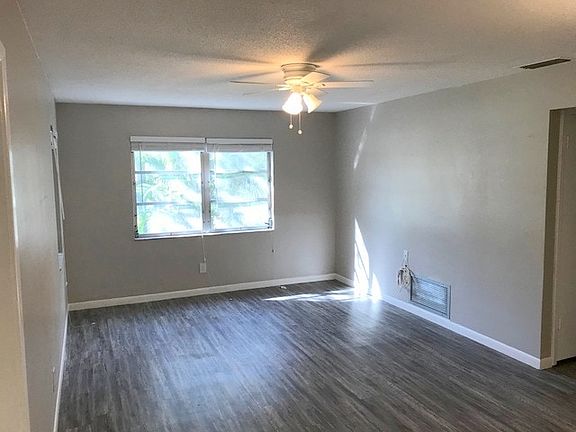 2nd image of 529 30th Ave N APT 9
