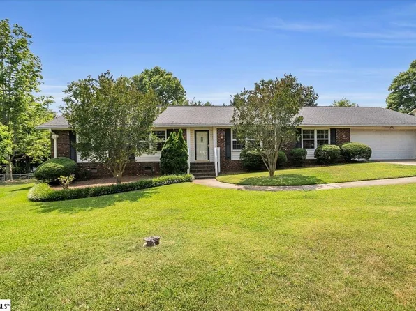 104 Wellington Dr, Mauldin, SC 29662